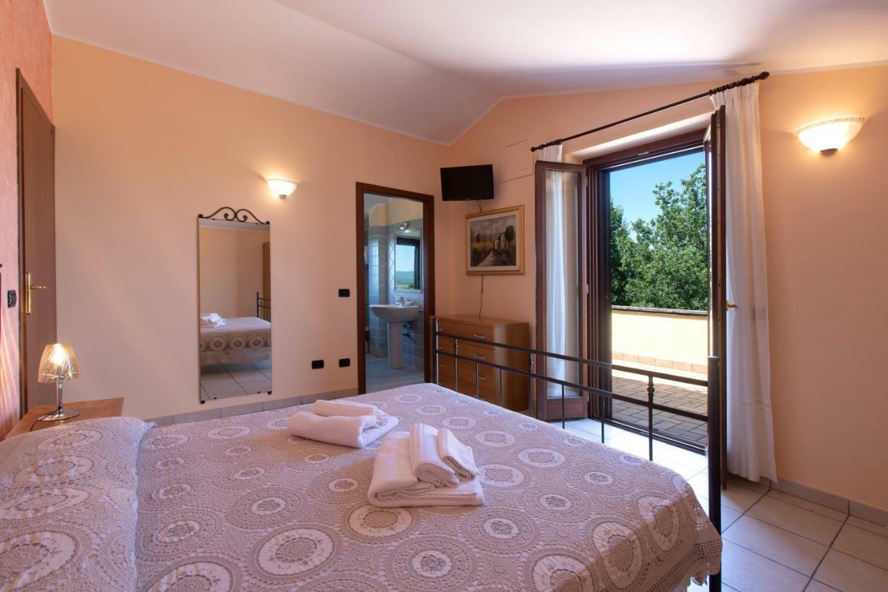 B&B La Casa Fra Gli Olivi Marsciano Eksteriør billede